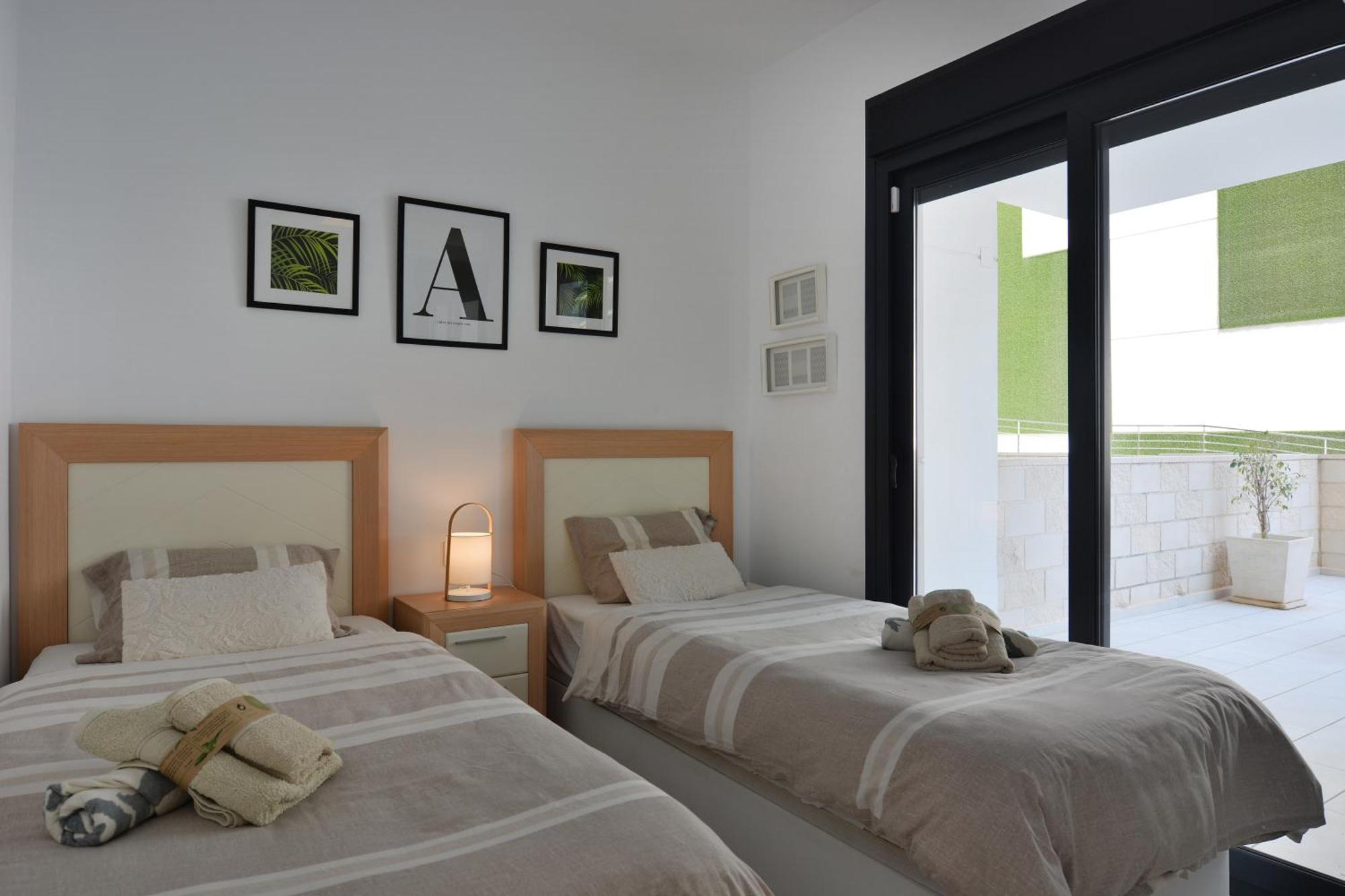 Beachfront Luxury Apartments By Nras Arenales del Sol Room photo