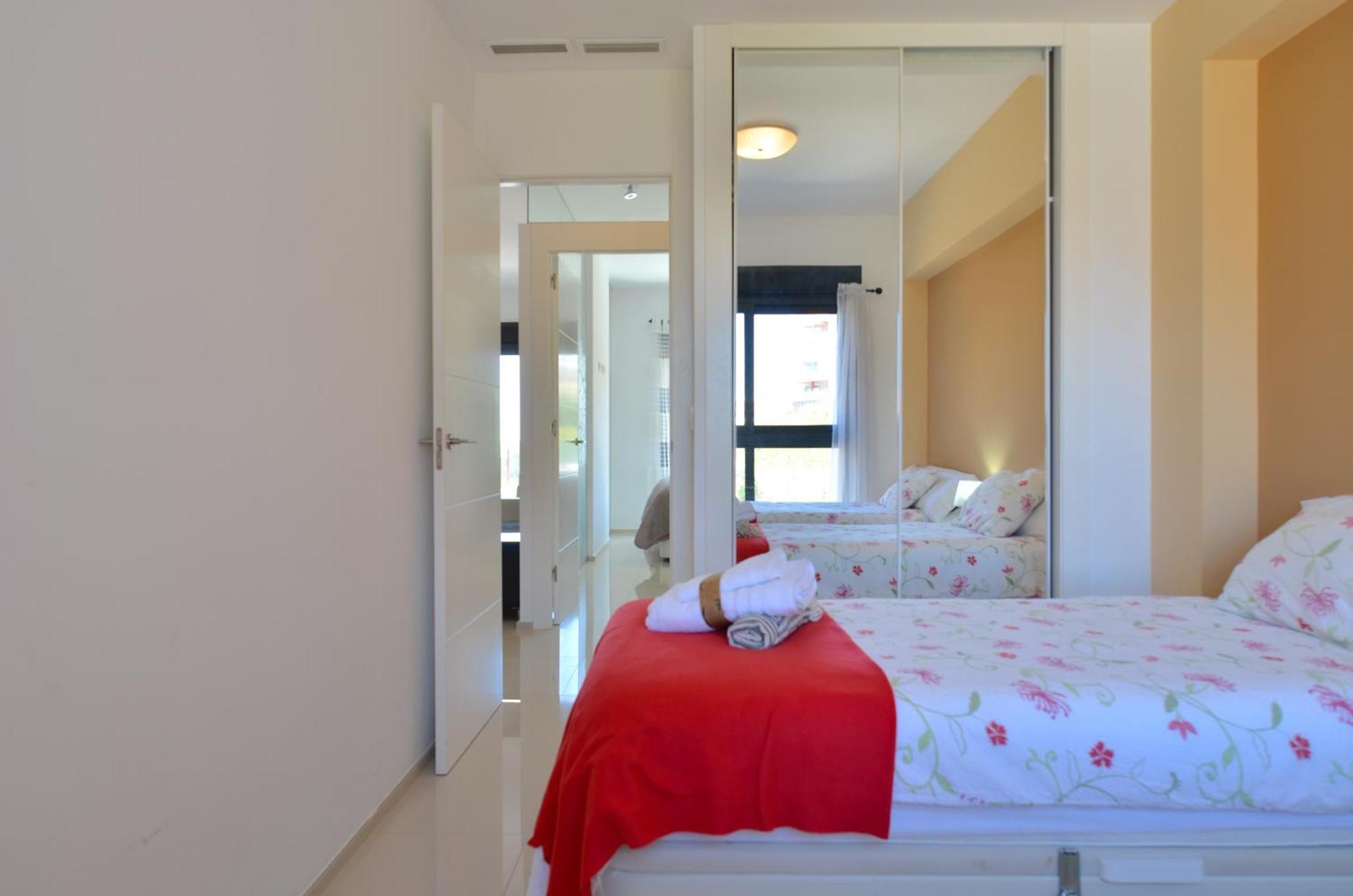 Beachfront Luxury Apartments By Nras Arenales del Sol Room photo