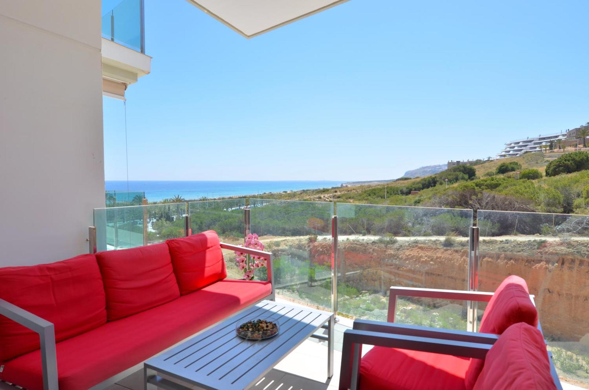Beachfront Luxury Apartments By Nras Arenales del Sol Room photo
