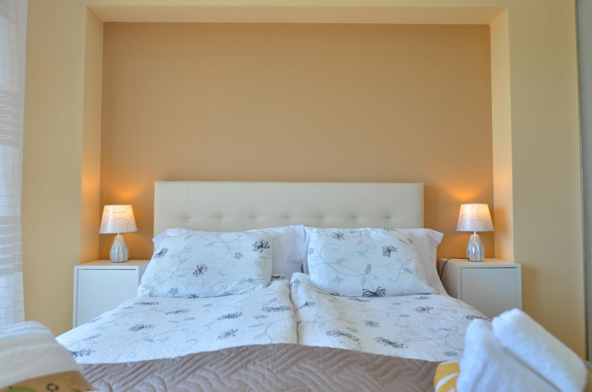 Beachfront Luxury Apartments By Nras Arenales del Sol Room photo
