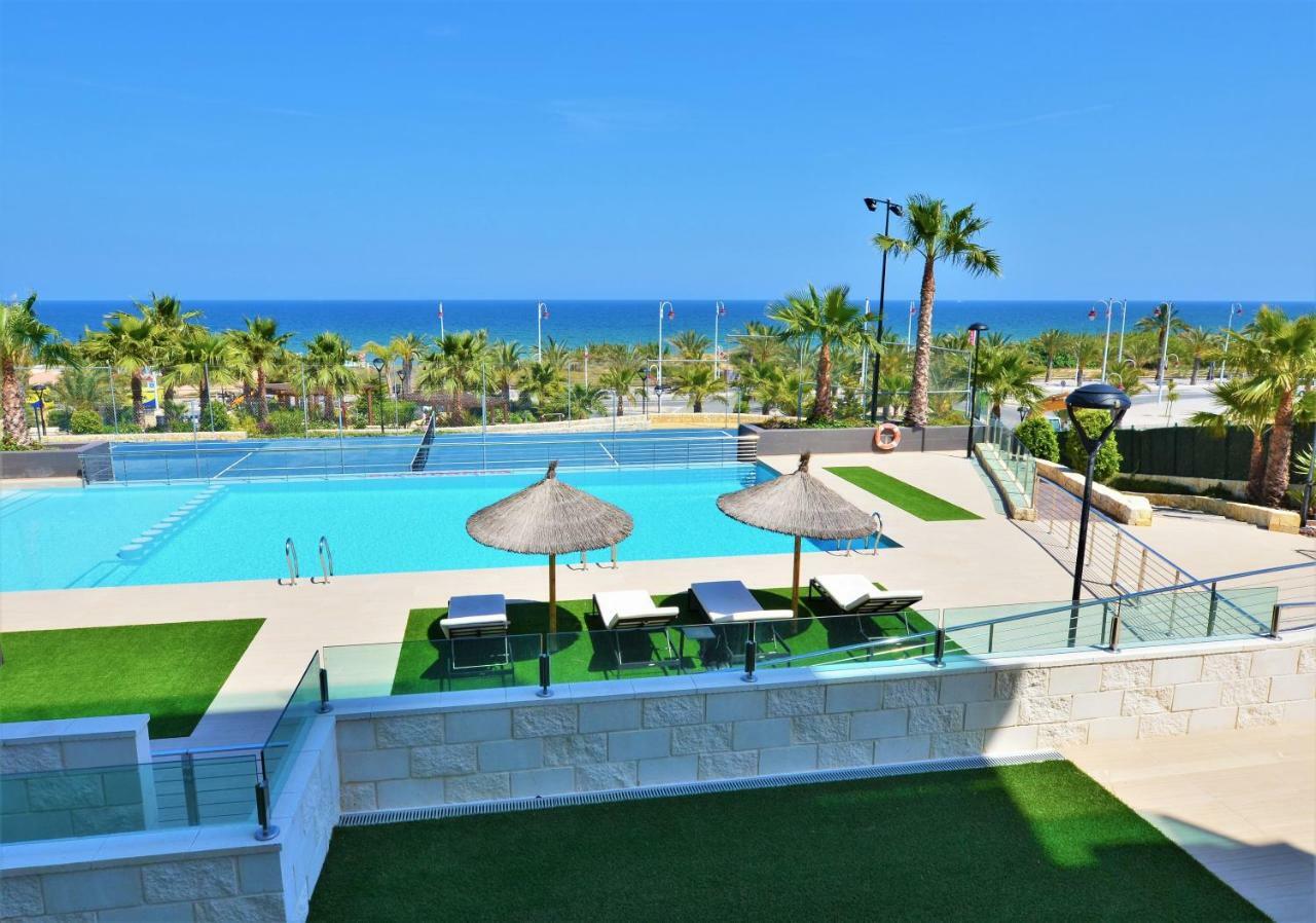 Beachfront Luxury Apartments By Nras Arenales del Sol Exterior photo